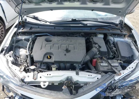 2018 Toyota Corolla Se z USA, uszkodzony, nr VIN 2T1BURHE7JC104929